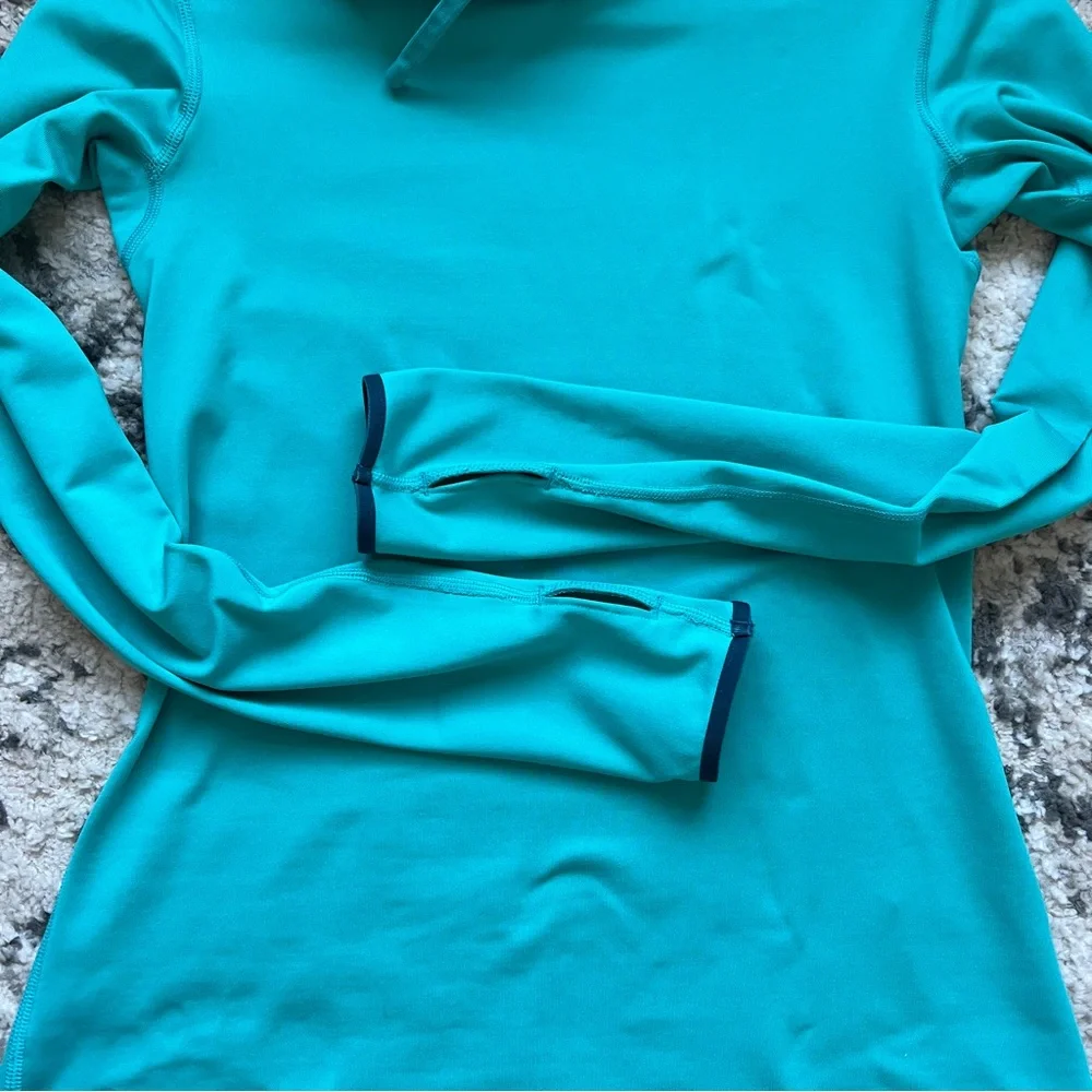 🔥Women's Teal Nike Long Sleeve Top